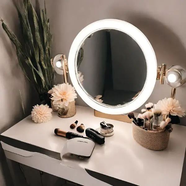 Give a Makeover To Your Vanity
