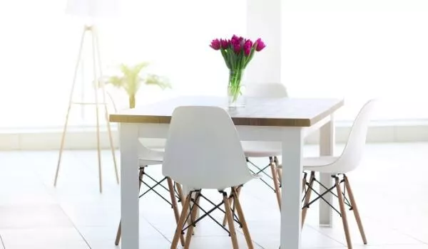 How To Choose The Best Dining Tables For Small Spaces?