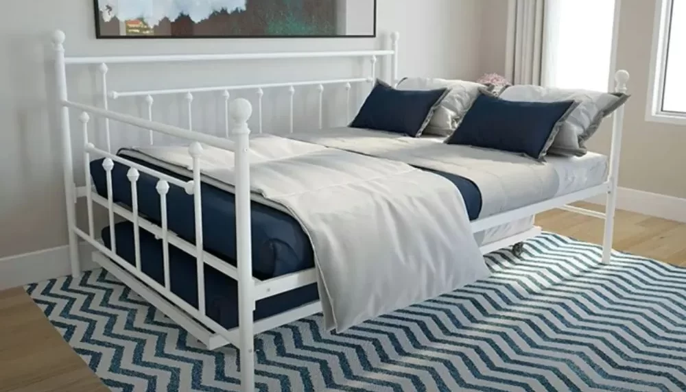 High-End Twin Daybed with Trundle 