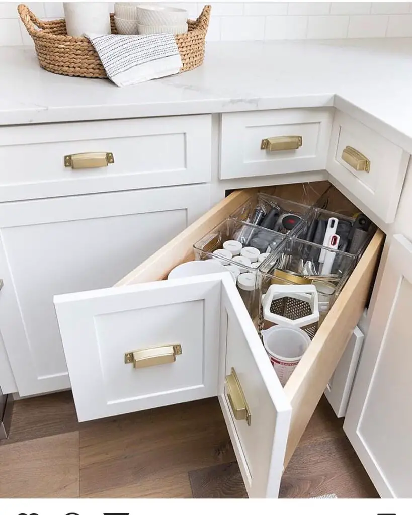 Corner Drawer Units